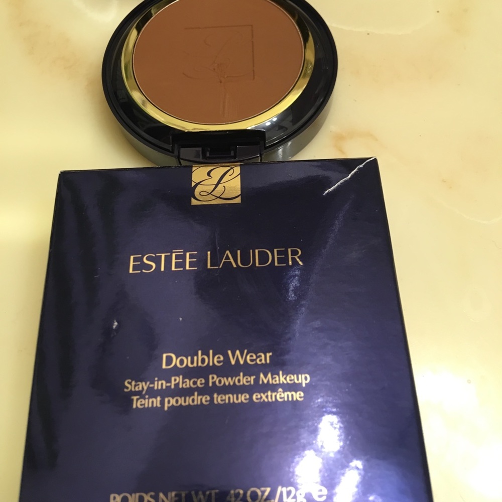 brand new Estee Lauder make up powder